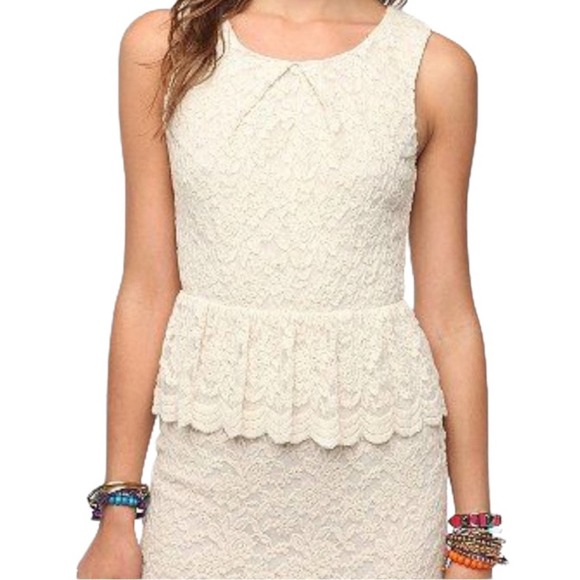 PINS & NEEDLES | Ivory Sleeveless Lace Cutout Back Peplum Mini Cocktail Dress - Picture 1 of 11